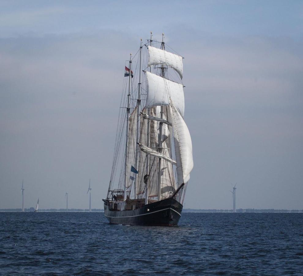 B&B Sailing Ship Summertime Kampen Luaran gambar
