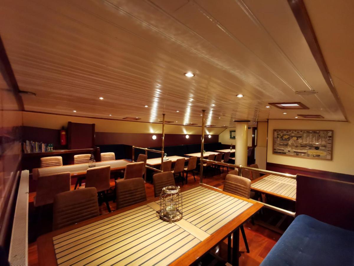 B&B Sailing Ship Summertime Kampen Luaran gambar